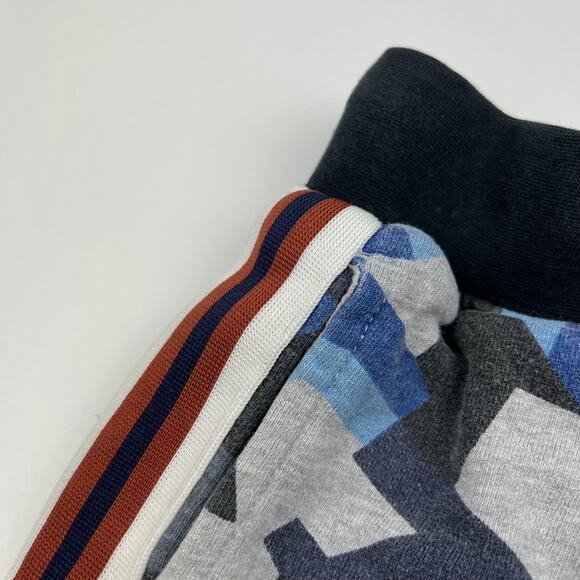 Hanna Andersson Blue Camo Shorts - Picture 3 of 6